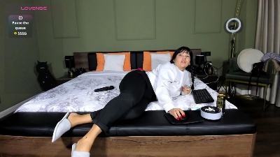 Ella_sweety live cam on Cam4