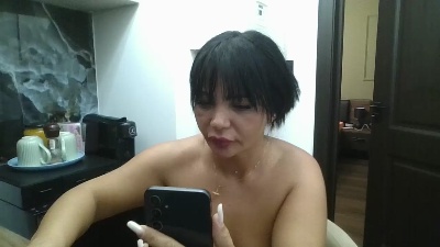 Ella_sweety live cam on Cam4