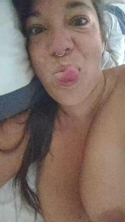 Elle_et_na live cam on Cam4