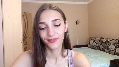EllenaGalamay live cam on Cam4