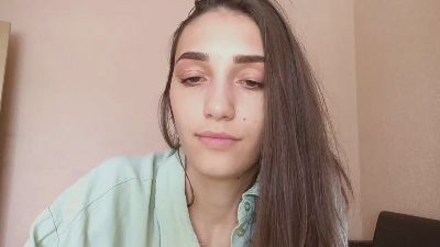 EllenaGalamay live cam on Cam4