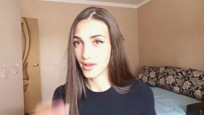 EllenaGalamay live cam on Cam4