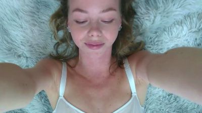 ElliWilson live cam on Cam4