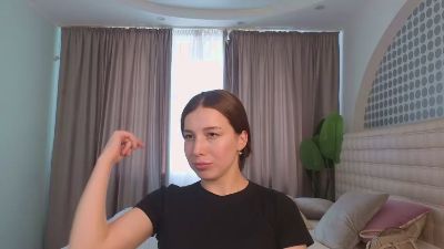 EllieMiskell live cam on Cam4