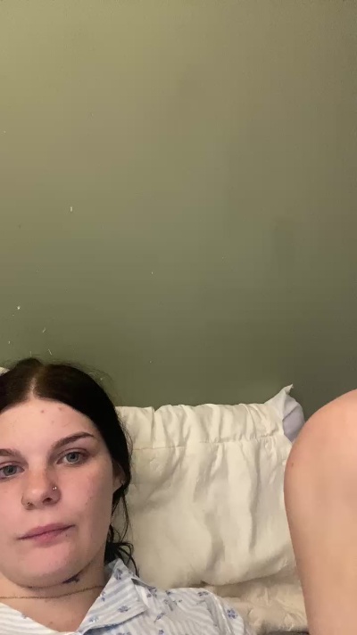 Ellieh live cam on Cam4