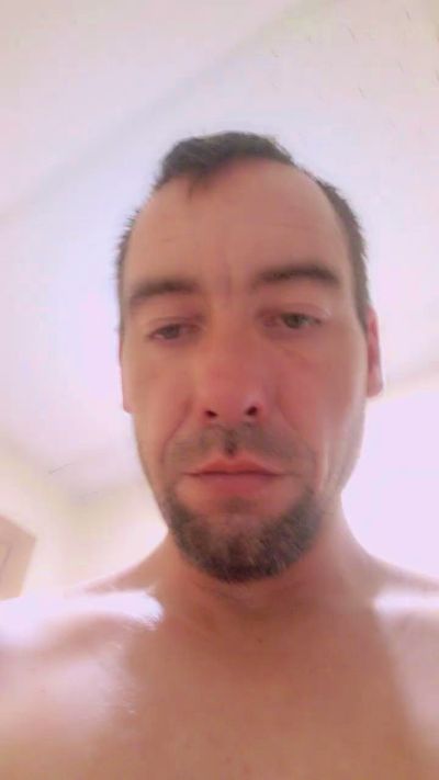 EllisD live cam on Cam4