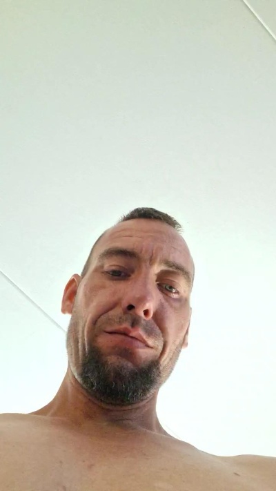EllisD live cam on Cam4