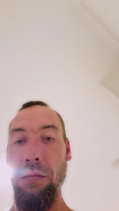 EllisD live cam on Cam4