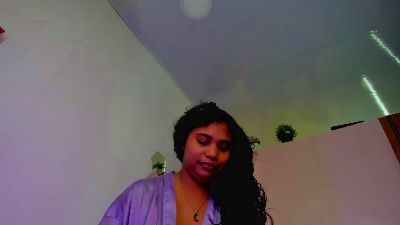 EllyBloom live cam on Cam4