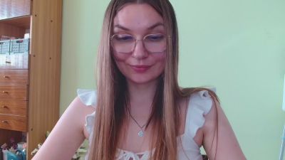 EllyHEARTx live cam on Cam4