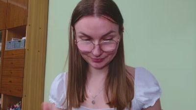 EllyHEARTx live cam on Cam4