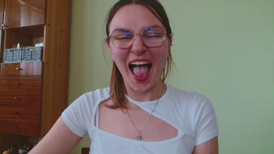 EllyHEARTx live cam on Cam4
