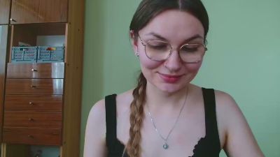 EllyHEARTx live cam on Cam4