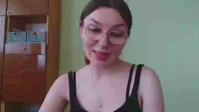EllyHEARTx live cam on Cam4