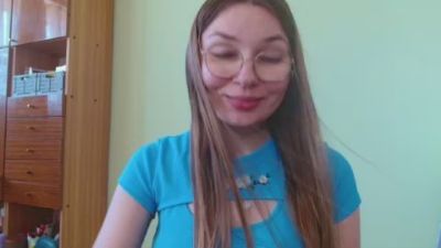 EllyHEARTx live cam on Cam4
