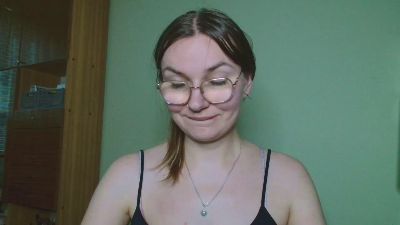 EllyHEARTx live cam on Cam4