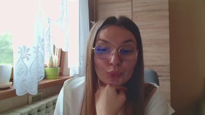 EllyHEARTx live cam on Cam4