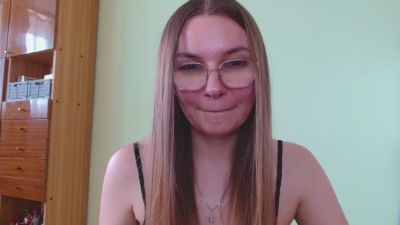 EllyHEARTx live cam on Cam4