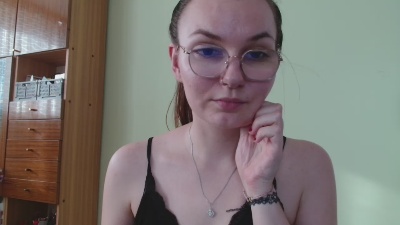 EllyHEARTx live cam on Cam4