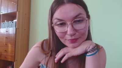 EllyHEARTx live cam on Cam4