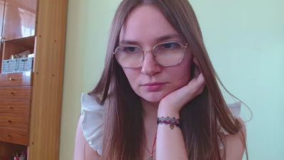 EllyHEARTx live cam on Cam4