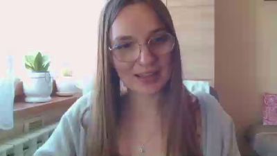 EllyHEARTx live cam on Cam4