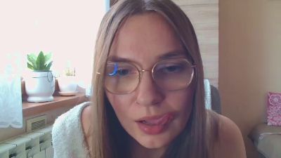 EllyHEARTx live cam on Cam4