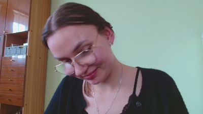 EllyHEARTx live cam on Cam4