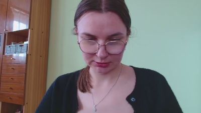 EllyHEARTx live cam on Cam4