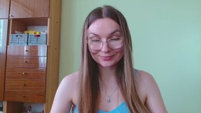 EllyHEARTx live cam on Cam4