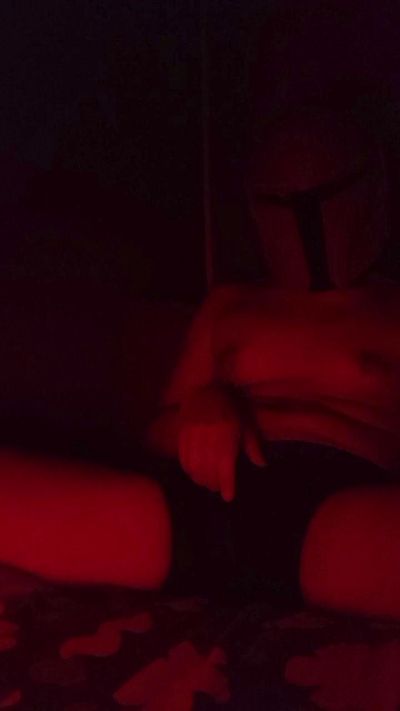 Elmandaloriano live cam on Cam4