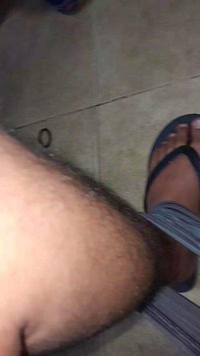 Elmenhot40 live cam on Cam4