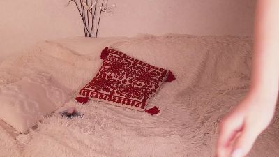ElnaMolitor live cam on Cam4
