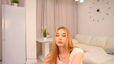 ElnaZollman live cam on Cam4