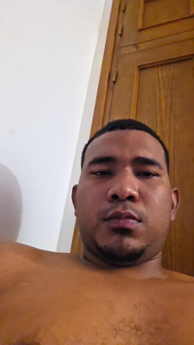 Elnegro_06 live cam on Cam4