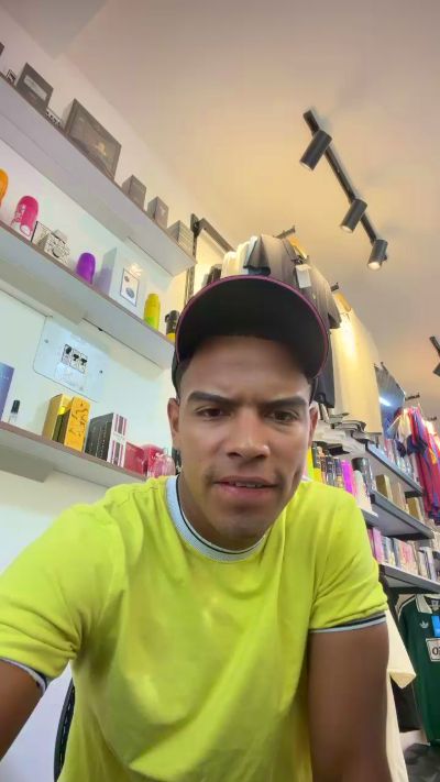 Elnegroo live cam on Cam4