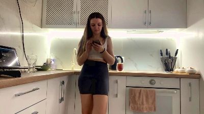 ElnoraCadet live cam on Cam4