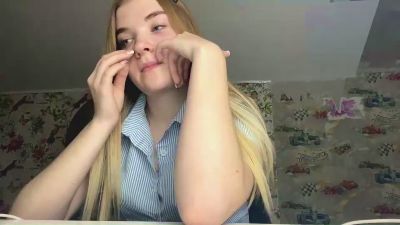 ElnoraPurslow live cam on Cam4