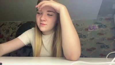 ElnoraPurslow live cam on Cam4