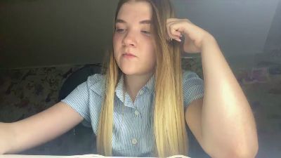 ElnoraPurslow live cam on Cam4