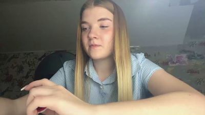 ElnoraPurslow live cam on Cam4