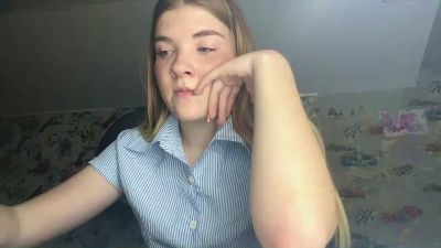 ElnoraPurslow live cam on Cam4