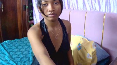 Elodiejoli live cam on Cam4