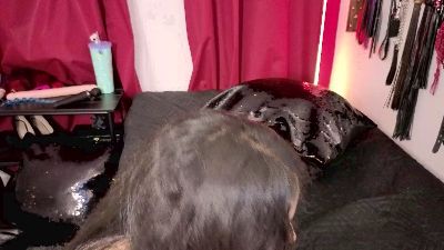 ElowenHalley live cam on Cam4
