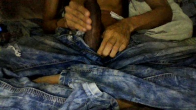 Elpedazzo live cam on Cam4