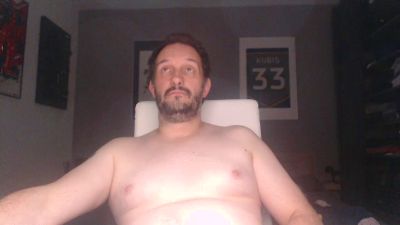Elpiloto05 live cam on Cam4