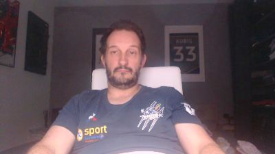 Elpiloto05 live cam on Cam4
