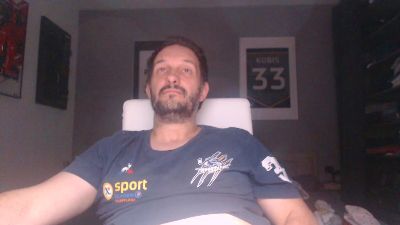 Elpiloto05 live cam on Cam4
