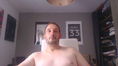Elpiloto05 live cam on Cam4