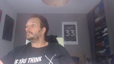 Elpiloto05 live cam on Cam4